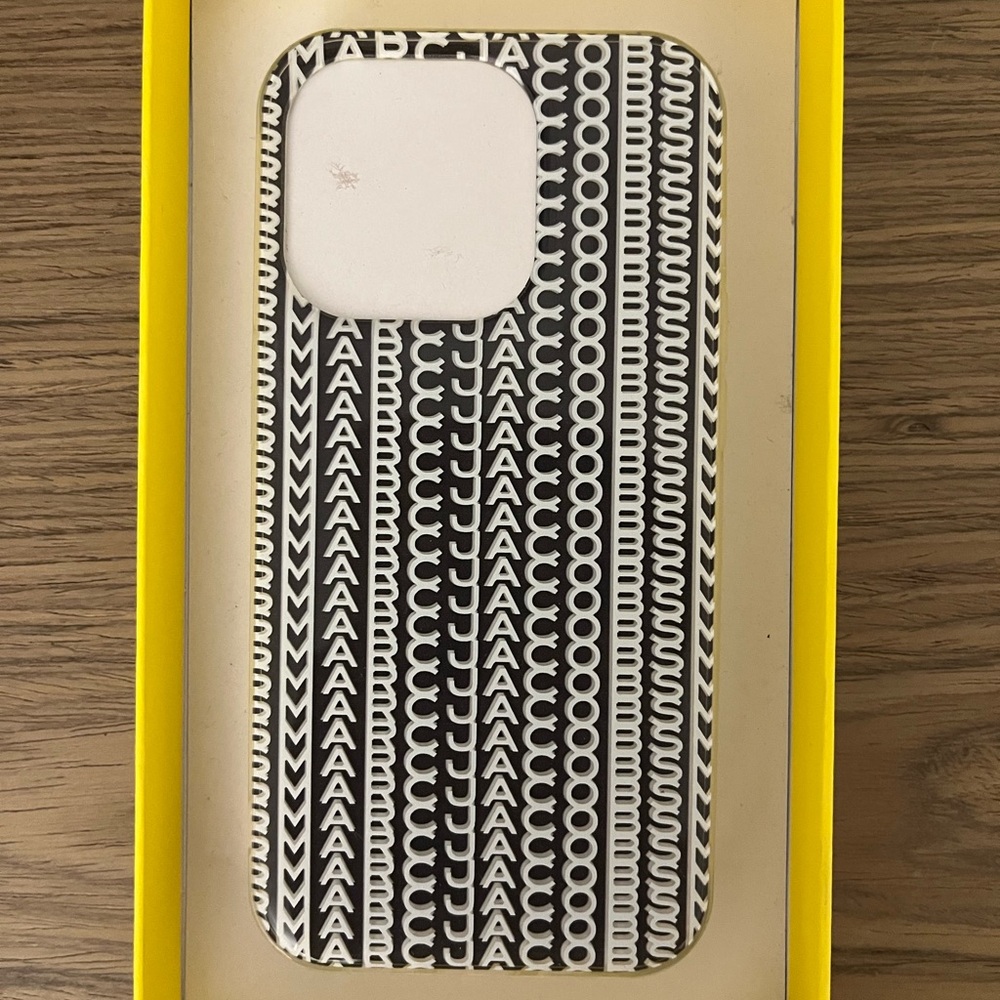 NWT Marc Jacobs iPhone Case (Free Shipping)